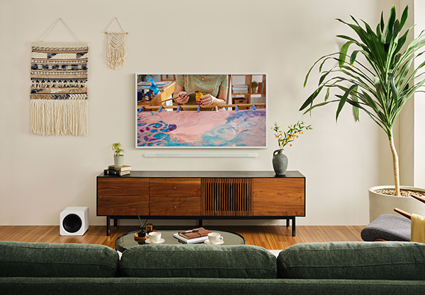 Turntable and soundbar setup